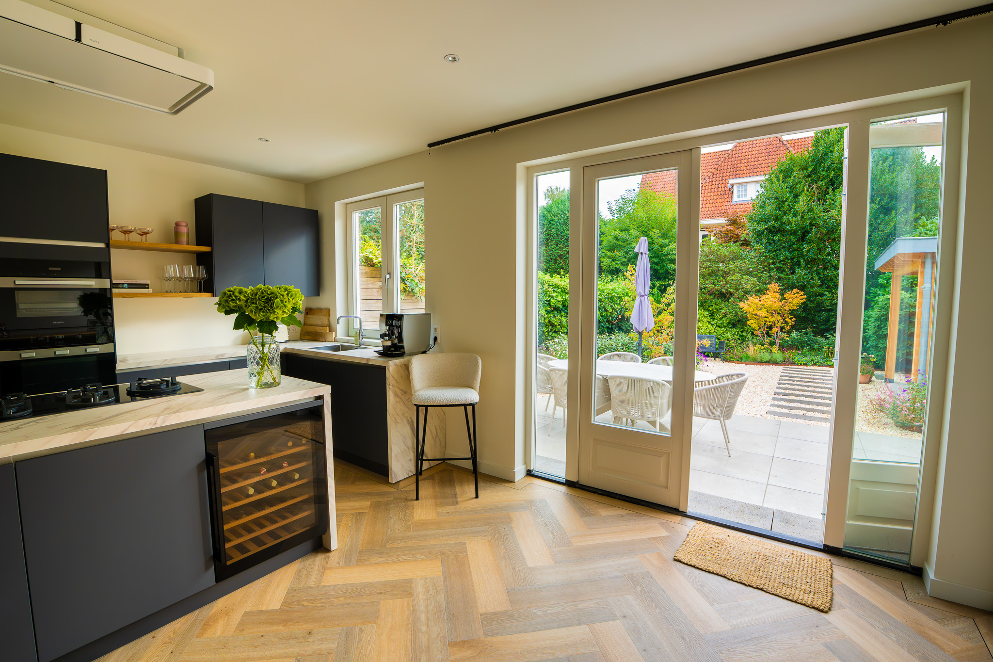 Uitbouw van een 2-onder-1-kapwoning in Baarn